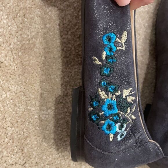 Caprice EMBROIDERED SUEDE BALLERINAS size 38 (7.5) - Picture 6 of 9